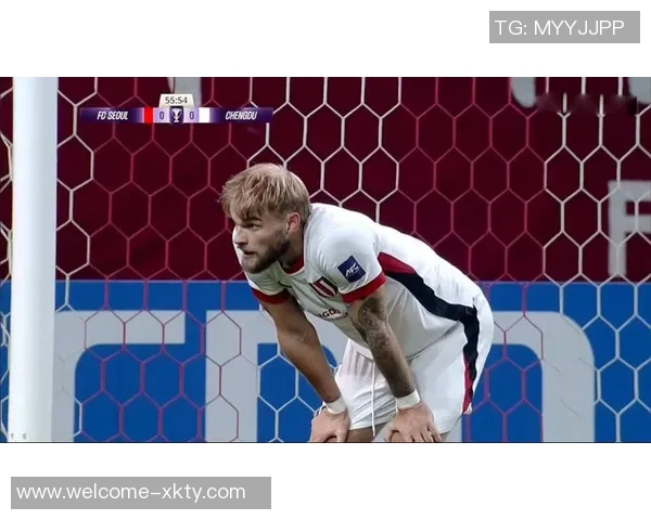 罗慕洛第23分钟因伤落泪退场德尔加多紧急替补登场助阵 罗慕洛第23分钟因伤落泪退场德尔加多紧急替补登场助阵