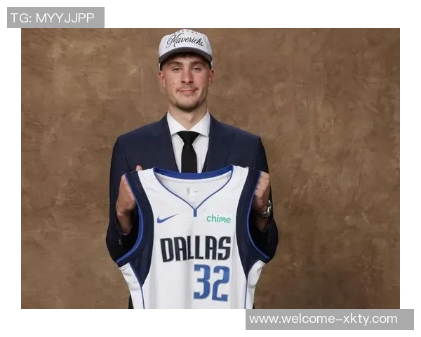 菜鸟弗拉格表现出色砍下22分榜眼哈珀贡献全面数据瀚森短暂出场仅得2分 菜鸟弗拉格表现出色砍下22分榜眼哈珀贡献全面数据瀚森短暂出场仅得2分