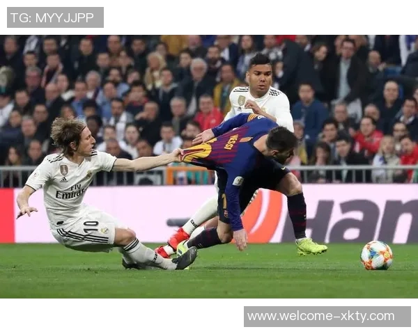 皇马内部分析称球队有能力在对巴萨时进7球展现出明显进步 皇马内部分析称球队有能力在对巴萨时进7球展现出明显进步