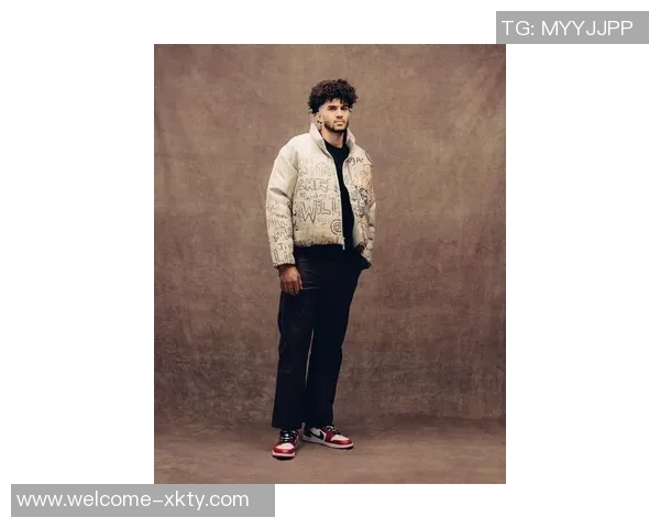 安东尼儿子基扬NCAA首秀球鞋成首张1of1球星卡引发热议