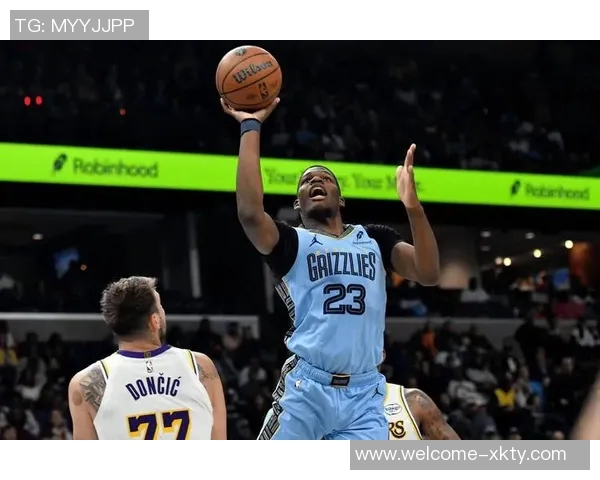 菜鸟落选秀加西亚表现抢眼贡献12分5板6助攻科沃德和埃奇库姆联手助力球队胜利