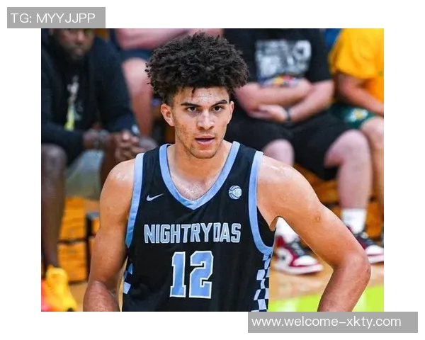 杜克新星卡梅隆布泽尔闪耀赛场砍下32分助球队开季豪取18胜1负